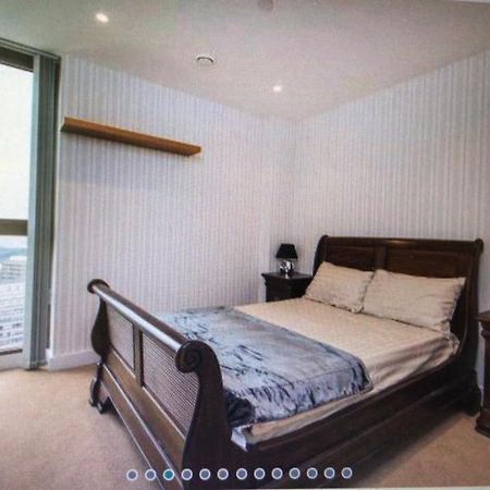 Luxurious Serviced Apartment In Croydon Exterior photo