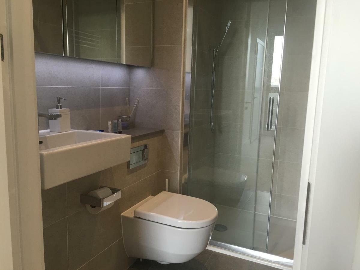 Luxurious Serviced Apartment In Croydon Exterior photo